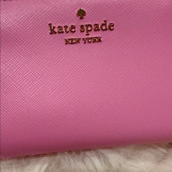 Kate Spade Vibrant Pink Wallet - Picture 6 of 9